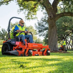 zero turn lawn mower
